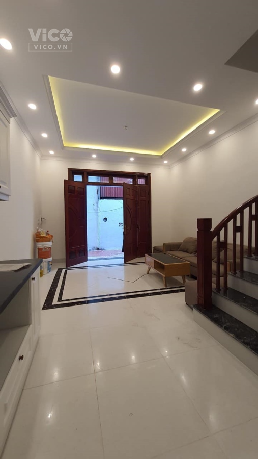 Nhà đẹp Phúc Lợi, ô tô gần, 33m2, 5 tầng, mt 4m, 2.6tỷ. LH 0913896966