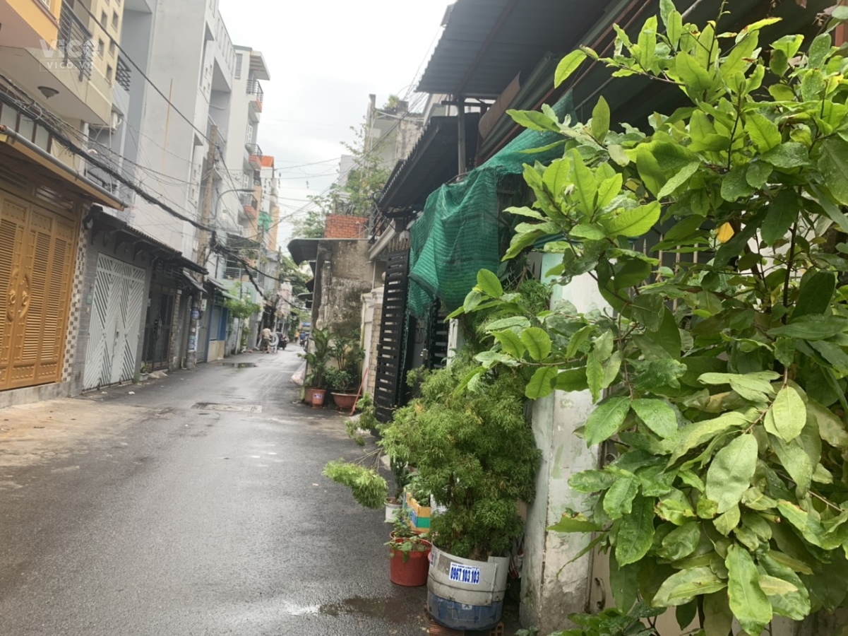 NHÀ ĐẸP HẺM XE HƠI CÁCH 10M,ĐƯỜNG THÔNG(4X10) GÒ VẤP CHỈ 3.75 TỶ,LH 0368460456(QUYÊN XEM NHÀ)