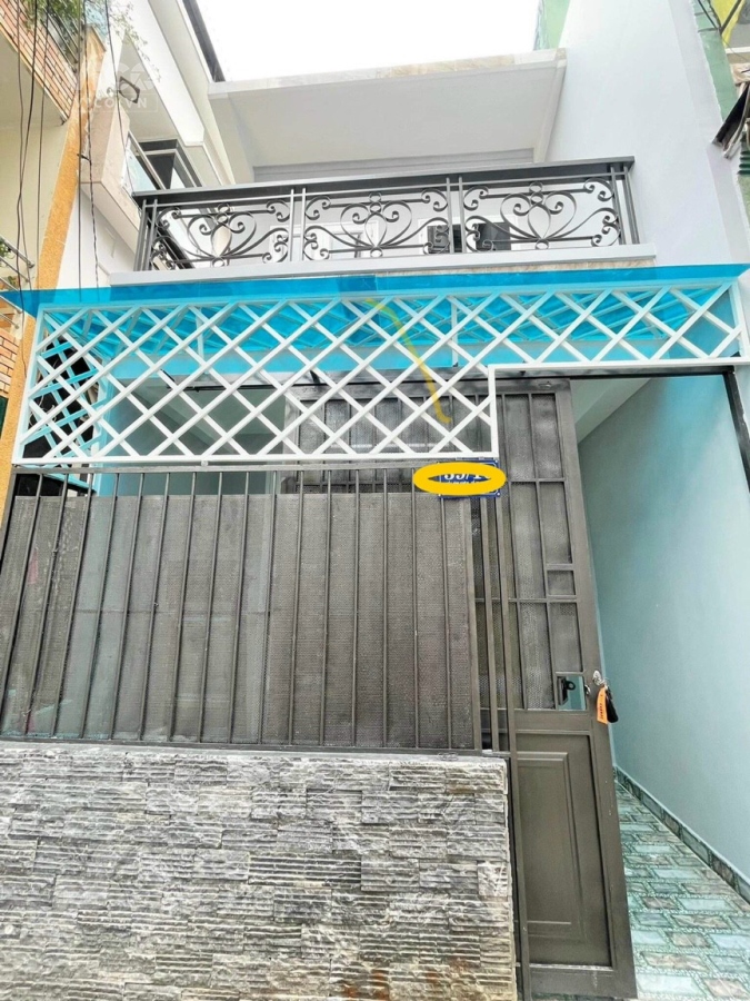 NHÀ HẺM ĐẸP NGUYỄN BỈNH KHIÊM. P1. GÒ VẤP. ️ DT NGANG 3,5M x DÀI 12M. NỞ HẬU 3,8M.