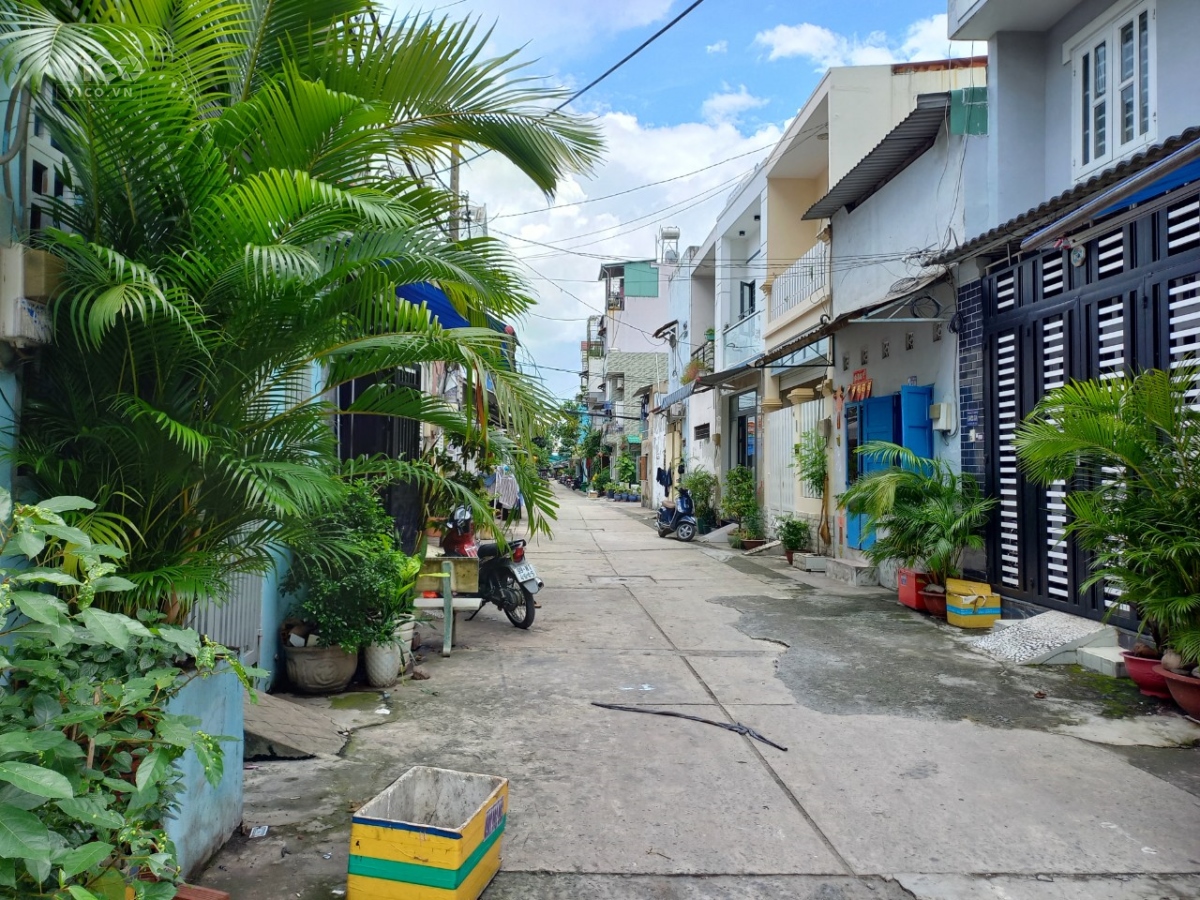 Nhà 2/, hẻm ô tô, nở hậu tài lộc, 5x12, đường 26 tháng 3 Bình Tân, giá 5 tỷ 6.