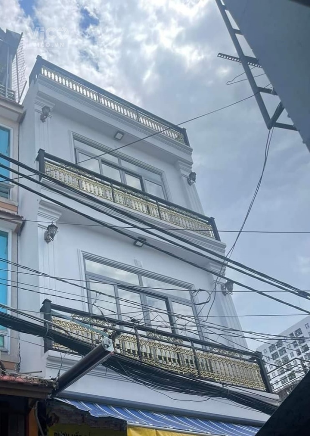 Bán Nhà Lâm Văn Bền, Quận 7, 3 tầng, 52m2, kinh doanh sầm uất, chỉ 6.3 tỷ