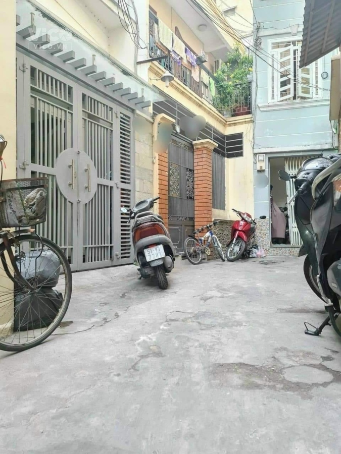 NHÀ TO GIÁ NHỎ, NGUYỄN ĐÌNH CHÍNH, PHÚ NHUẬN, HƠN 66M2 CHỈ 5.5 TỶ TL