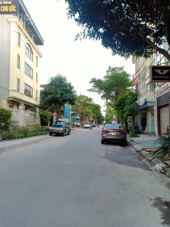 NGÕ THÔNG Ô TÔ TRÁNH, ĐẤT ĐẸP VIỆT HƯNG, LONG BIÊN 65M MT4 GIÁ HƠN 6 TỶ