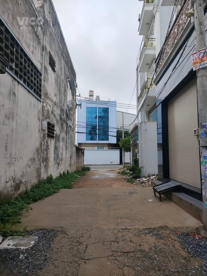 BÁN NHÀ MỚI 3 TẦNG, ĐƯỜNG HƯƠNG LỘ 2, 64M2, Ô TÔ TỚI CỬA CHỈ 5.5 TỶ bớt lộc