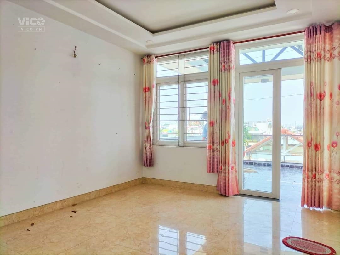 CHỈ 2.7 TỶ NHÀ ĐẸP Ở NGAY THOẢI MÁI NGẮM MÁY BAY TẶNG NGAY NỘI THẤT PHƯỜNG 10 GÒ VẤP