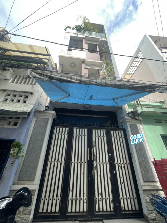 Bán gấp nhà nở hậu, hẻm xe hơi, 61m2, đường 3 tháng 2, P.11, Quận 10, TP.HCM. Giá 14 tỷ