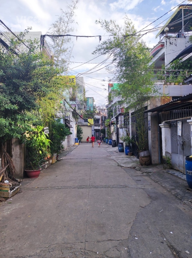 Bán nhà Hẻm xe hơi 8m, đường số 22, Bình Chiểu, 197m2 giá 11.5 tỷ ( Ngang gần 9m)