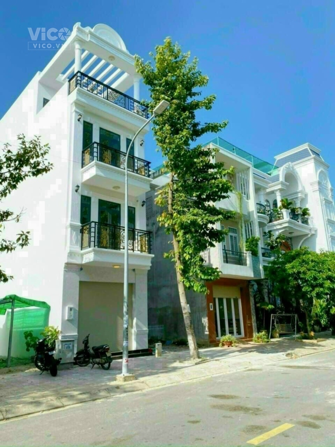 Giá chỉ 8,8 tỷ thôi ạh.Bán nhà D2D 3 lầu dtsd 283,9m2 SHR THỔ CƯ%,hoàn công nhà, đường N3 D2D Võ