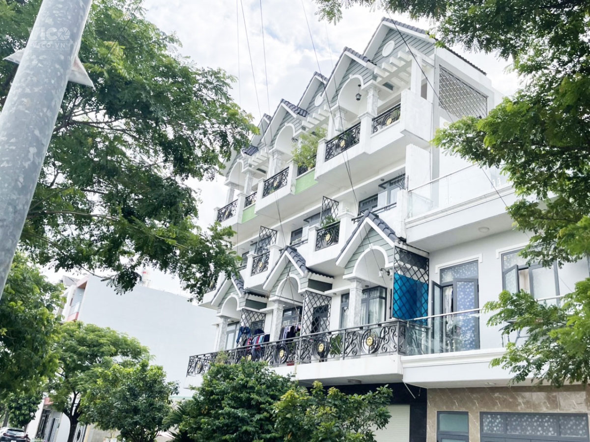 Q12.155. KHU PHÂN LÔ ĐƯỜNG 15M LÊ THỊ RIÊNG Q12, GẦN UBND QUẬN, 4 TẦNG, 5 PN, NHỈNH 6 TỶ.