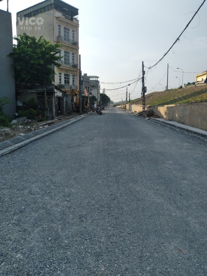 Cần bán gấp lô đất phố Kẻ Tạnh, 222 m2, mặt tiền 22 m, giá chỉ 10 tỷ.