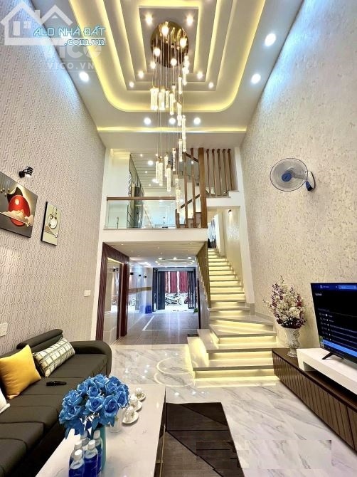 Bán nhà Đường 27 TP 115m2 3T 9PN đang cho thuê căn hộ DV gần 30tr tháng