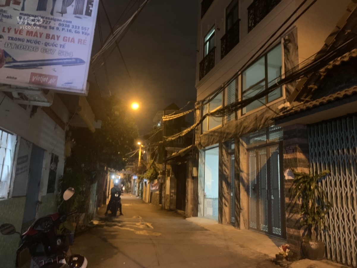 NHÀ BÁN XE HƠI VÀO NHÀ MẶT TIỀN 5m(5X10)CÔNG VIÊN LÀNG HOA P8 GÒ VẤP CHỈ 4.75TỶ.0368460456 QUYÊN