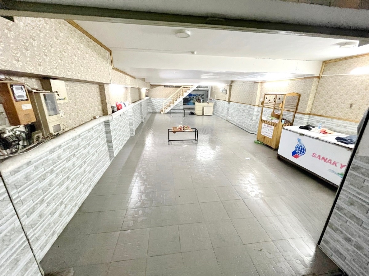 Cho thuê Khách sạn/nhà hàng 17 phòng MT khu Tên Lửa đã trang bị nội thất đầy đủ P. Bình Trị Đông