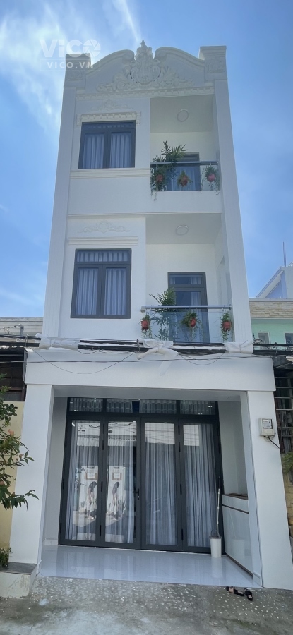 5,8 tỷ Nhà đẹp như hình Xe hơi tới tận nhà Dương Cát Lợi 3 tầng 4 phòng ngủ nhà y hình