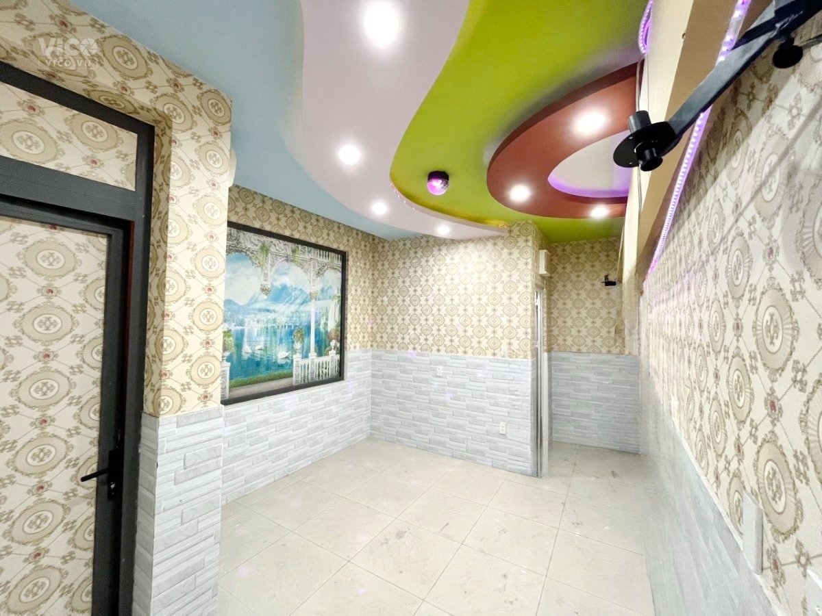 Nhà hàngkhách sạn 17 phòng đầy đủ nội thất cho thuê 75 triệu MT khu Tên Lửa P. Bình Trị Đông