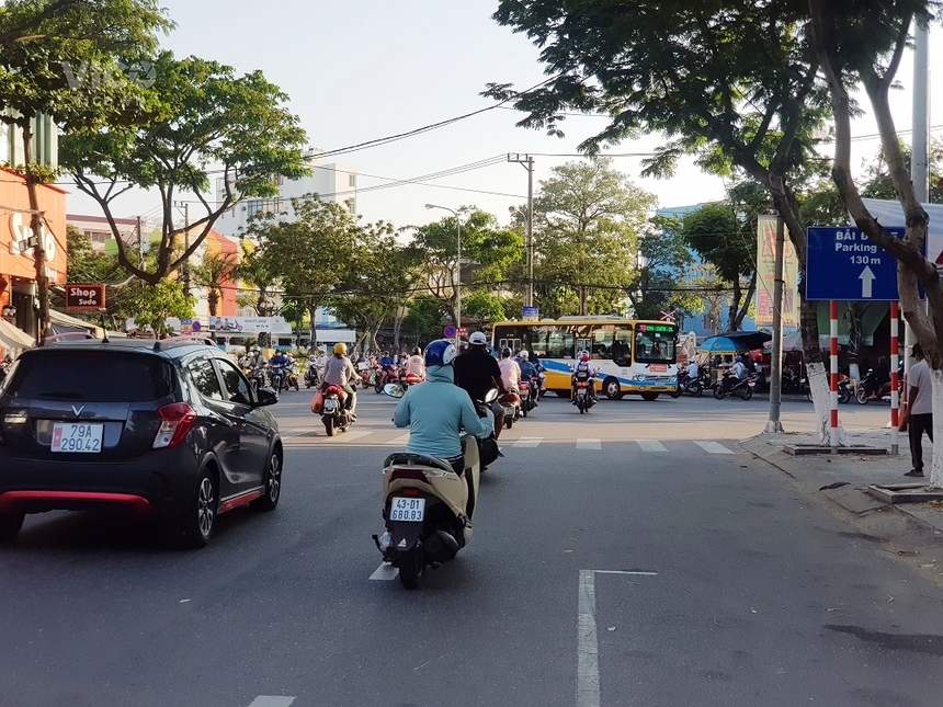 Nhà MT đường Lê Duẩn, 161m2, nhà mới, đẹp, 54.x tỷ