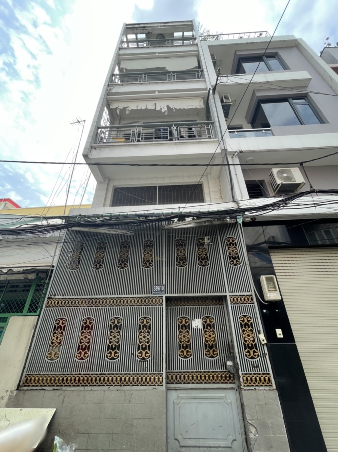 Cần bán gấp nhà HXH đường 3 thang 2 phường 8 quận 10