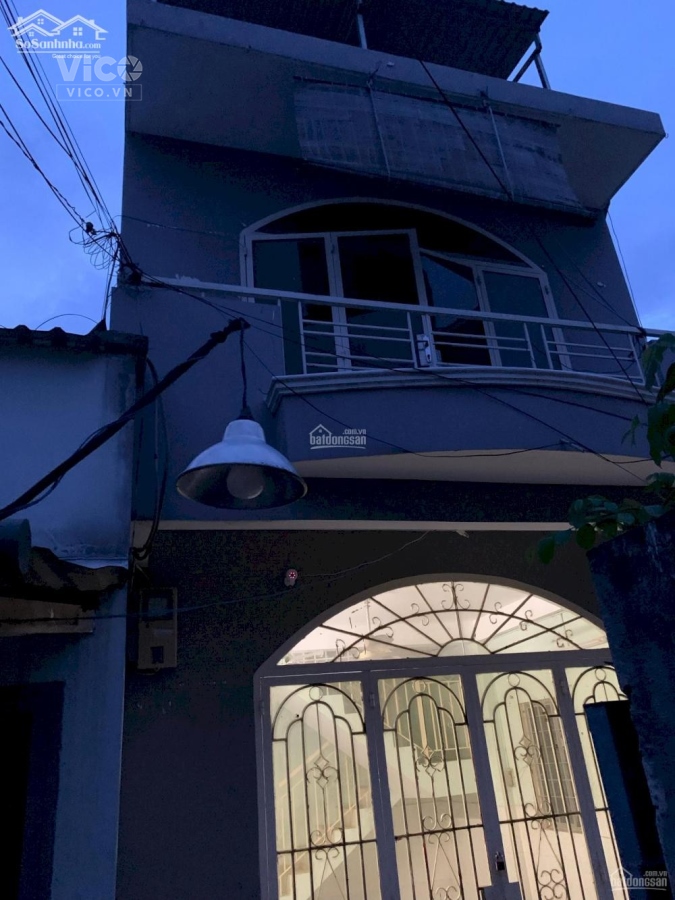 Cần bán khu nhà đất hẻm Lê Quang Định.
