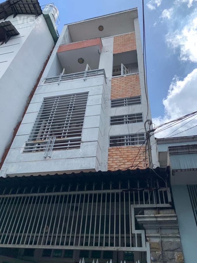 BÁN NHÀ ĐẸP Ở NGAY DIỆN TÍCH LỚN. DT 64M ( NGANG 4M DÀI 16M ) ️ Đường số 10