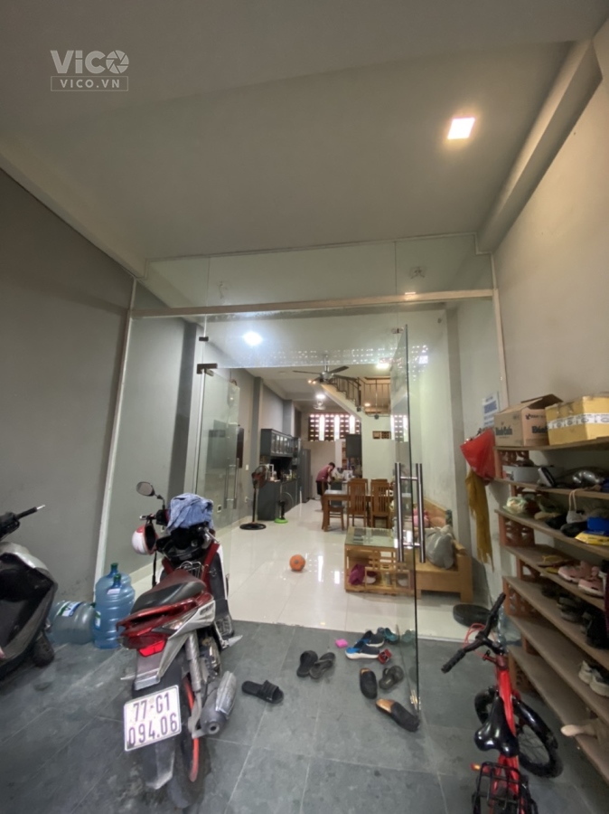 Nhà HXH Đường 11, Trường Thọ, Thủ Đức, 58m2, 4x15m, 4 tầng, Chỉ 5.5 tỷ