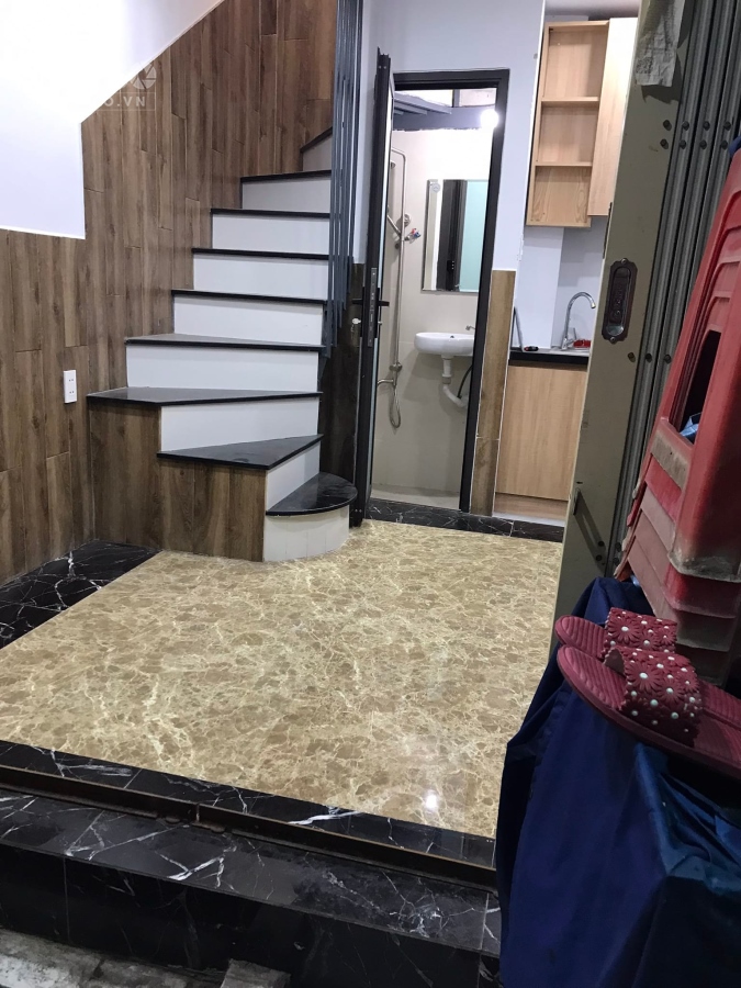 NHỈNH 1 TỶ CÓ NGAY NHÀ XINH XẮN TÂN BÌNH CÁCH MẠNG THÁNG 8 SÁT QUẬN 3, QUẬN 10