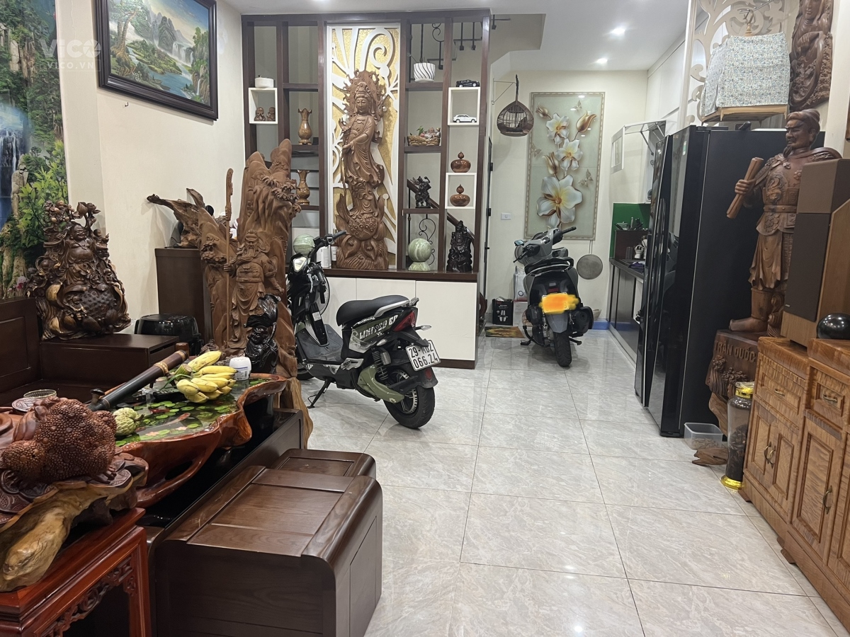 Hiếm Nguyễn Sơn Long Biên 46mx4T chỉ 4.x tỷ, ôtô đỗ cửa