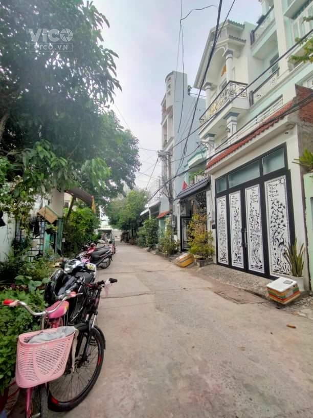 Nhà Mới 2 tầng p Tân Thới Nhất . 4 tỷ 3
