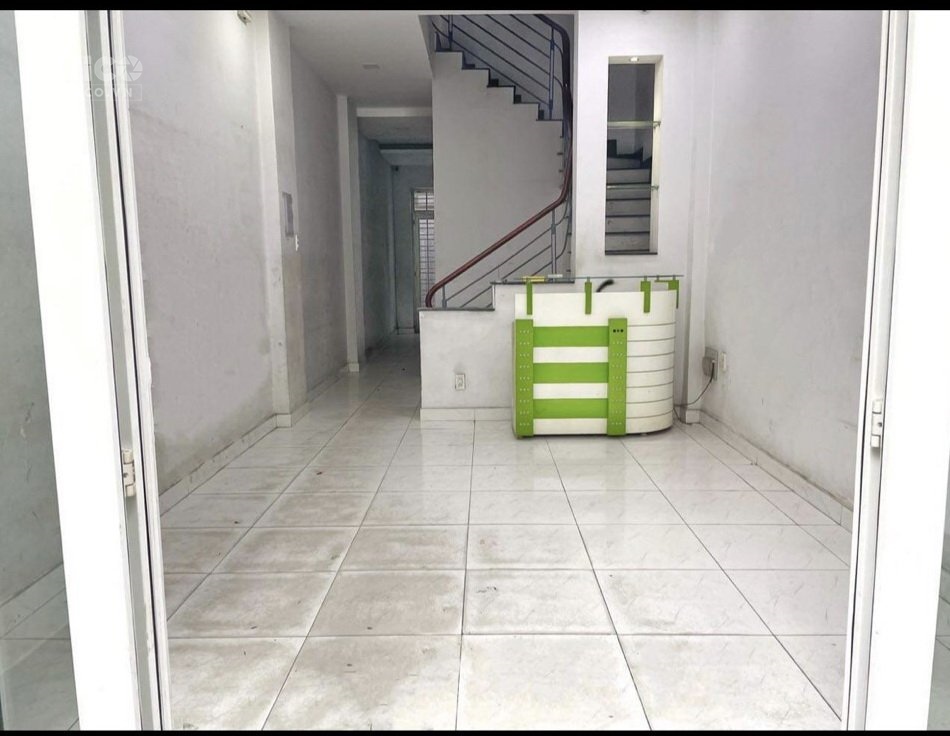 Bán gấp nhà hẻm xe hơi 311/ Dương Bá Trạc P1Q8