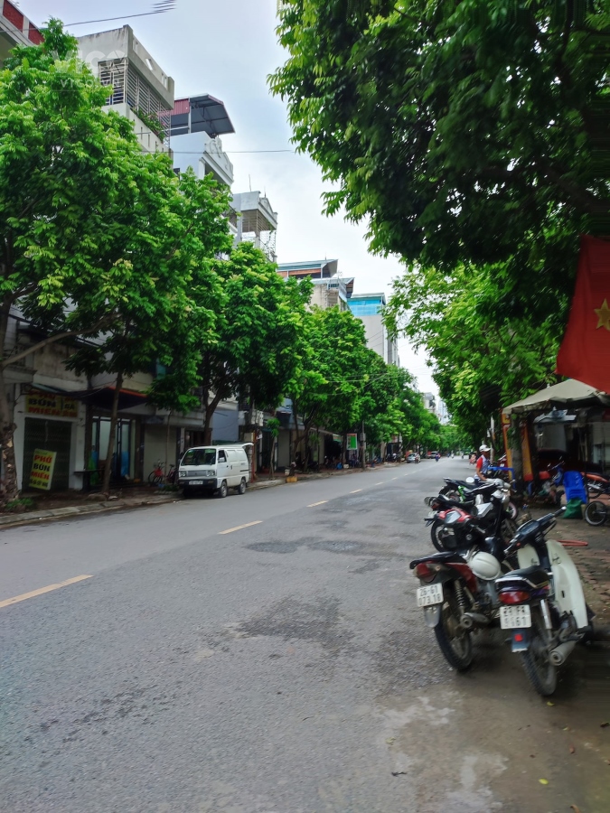 BÁN ĐẤT DV Hàng Bè 50m2, MT4m, giá 6 tỷ. PHÂN LÔ GARA 7 CHỖ KINH DOANH VĂN PHÒNG.