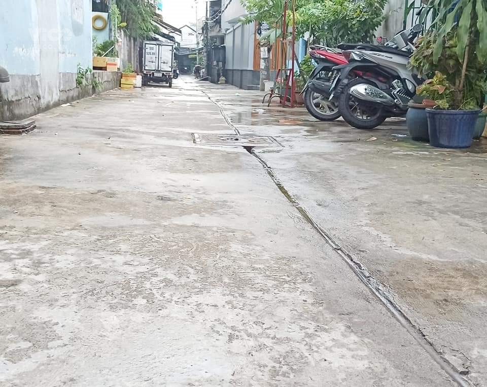 BÁN NHÀ BÌNH TÂN,HXT THÔNG, SÁT CHỢ BÌNH TRỊ ĐÔNG, TL10, GIÁP Q6, NHÀ CỦ TIỆN XÂY MỚI, 2TẦNG,