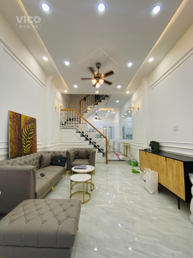 Không xem đừng tiếc. Đường 7.5m, DT100m2, 3Lầu, gần Cầu Rồng. Chỉ 6 tỷ