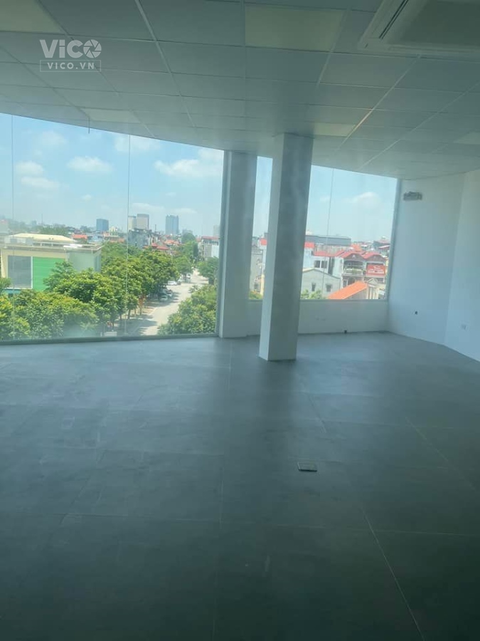 Cần cho thuê 3 tầng 456 nhà 6 tầng lô góc giá 50tr/th tại phố Ái Mộ , Long Biên