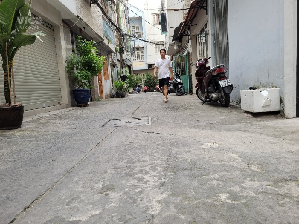 HOT nhà có thật, Lạc Long Quân P10 Tân Bình.72m2 giá chỉ 5,5 tỷ hẻm ô tô thông.
