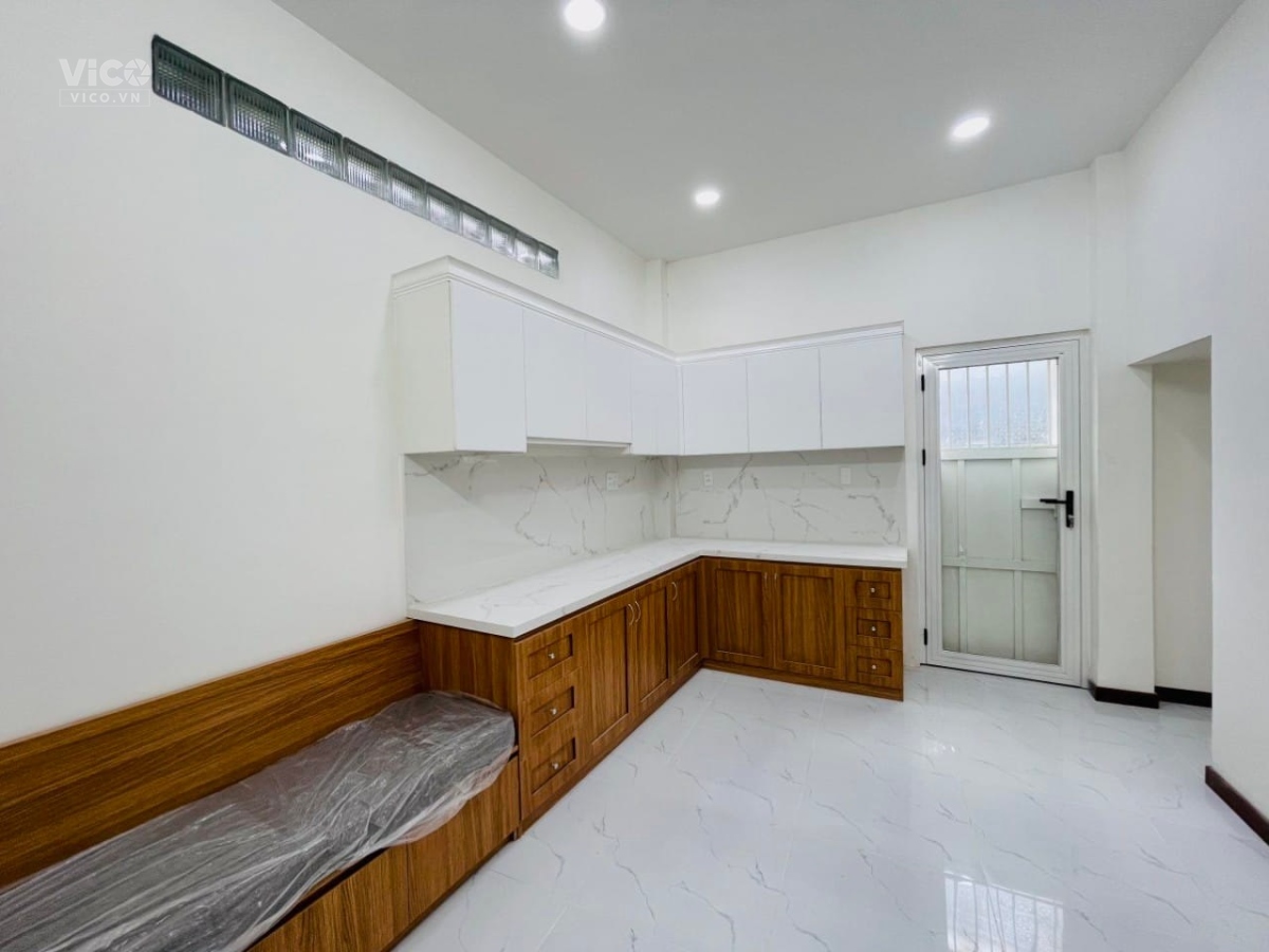 Bán nhà HXH Phan Huy Ích 1 sẹc, Lô góc, nở hậu 50m2 4 lầu giá 6.2 tỷ