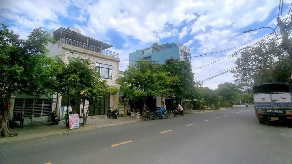 Nhà 2 tầng MT Trần Duy Chiến, sát biển Mân Thái, Giá sập hầm.