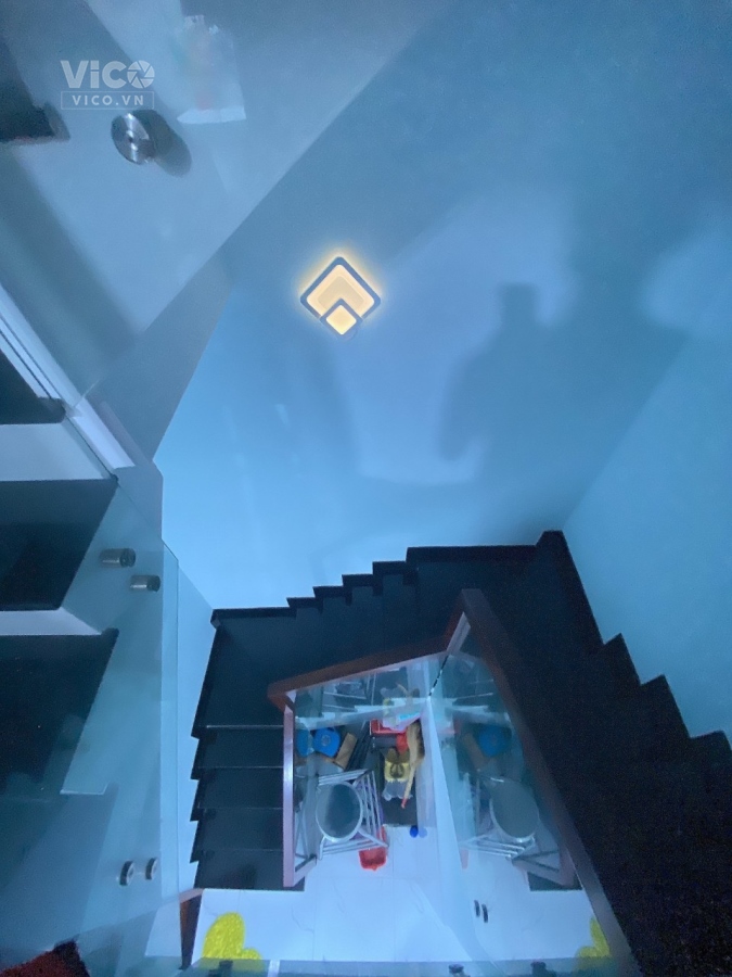 Bán nhà 106E.X, 37.5m2, hẻm 8m, 6.8 tỷ, đường Lạc Long Quân, P.3, Q.11, TP.HCM
