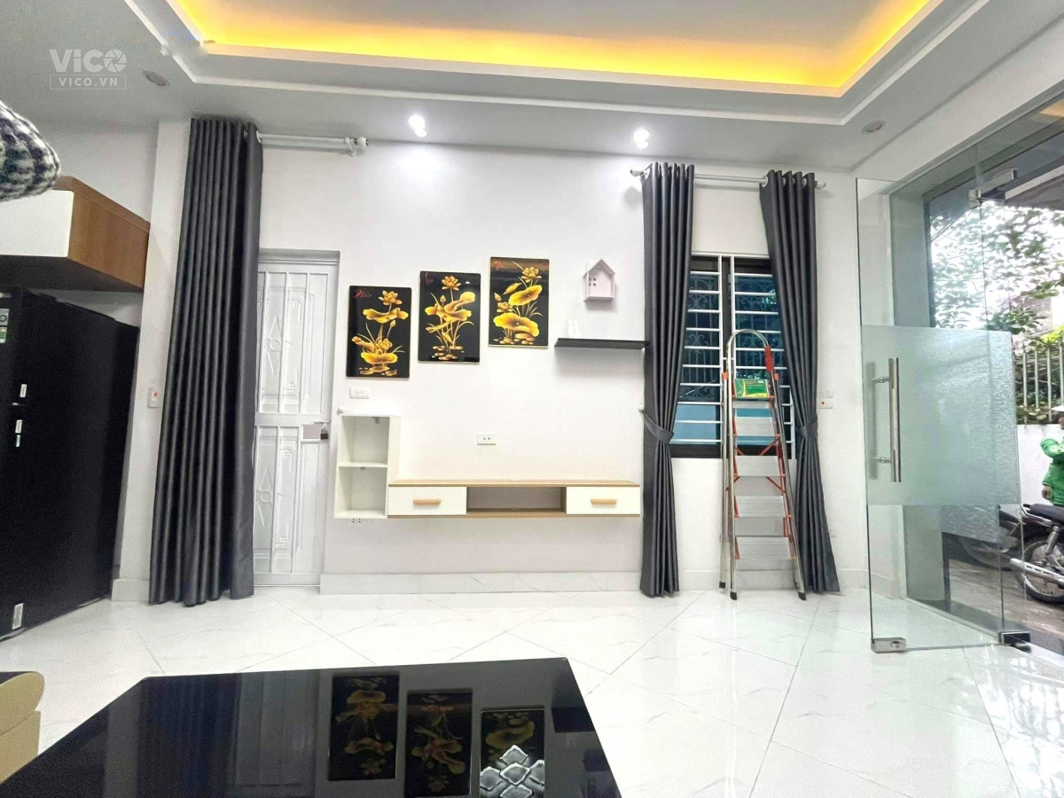 Phạm Văn Chí 56m2 chỉ 5.4 tỷ Ô tô trãi nhựa 8m x 3 tầng 5PN ở ngay