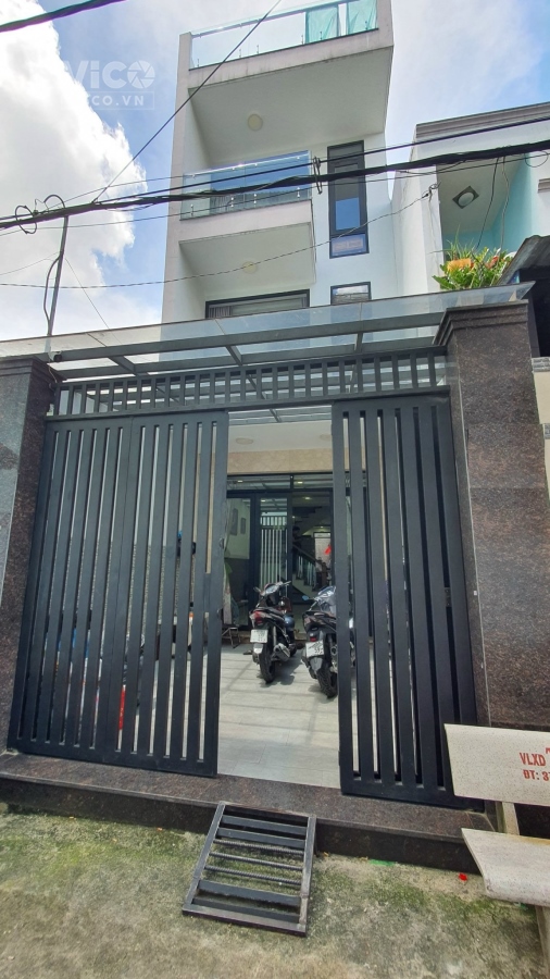 BÁN NHÀ ĐƯỜNG TRƯỜNG CHINH, 4X20, HẺM XE HƠI, 3,5 TẦNG