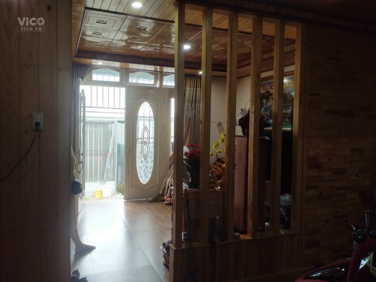 Cần tiền bán gấp nhà đẹp đường Tô Vĩnh Diện, Đà Lạt giá 2.1 tỷ