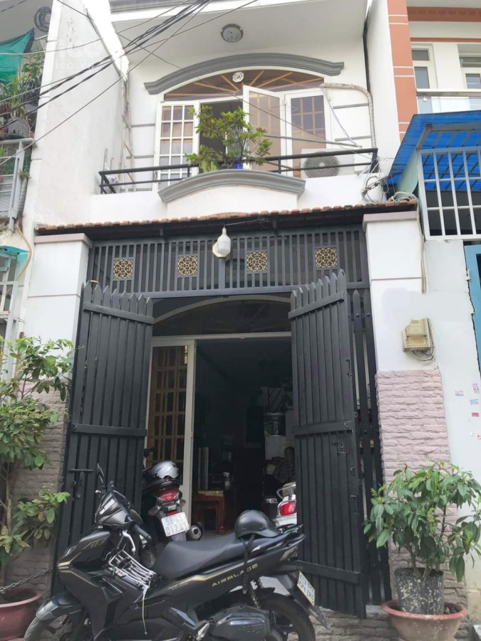 NHÀ KHU VIP QUẬN 6, BÀ HOM, HXH TRÁNH, SÁT VÒNG XOAY CÂY GÕ, NHÀ MỚI ĐẸP, 2TẨNG,34.2M2, 2PN 2WC,