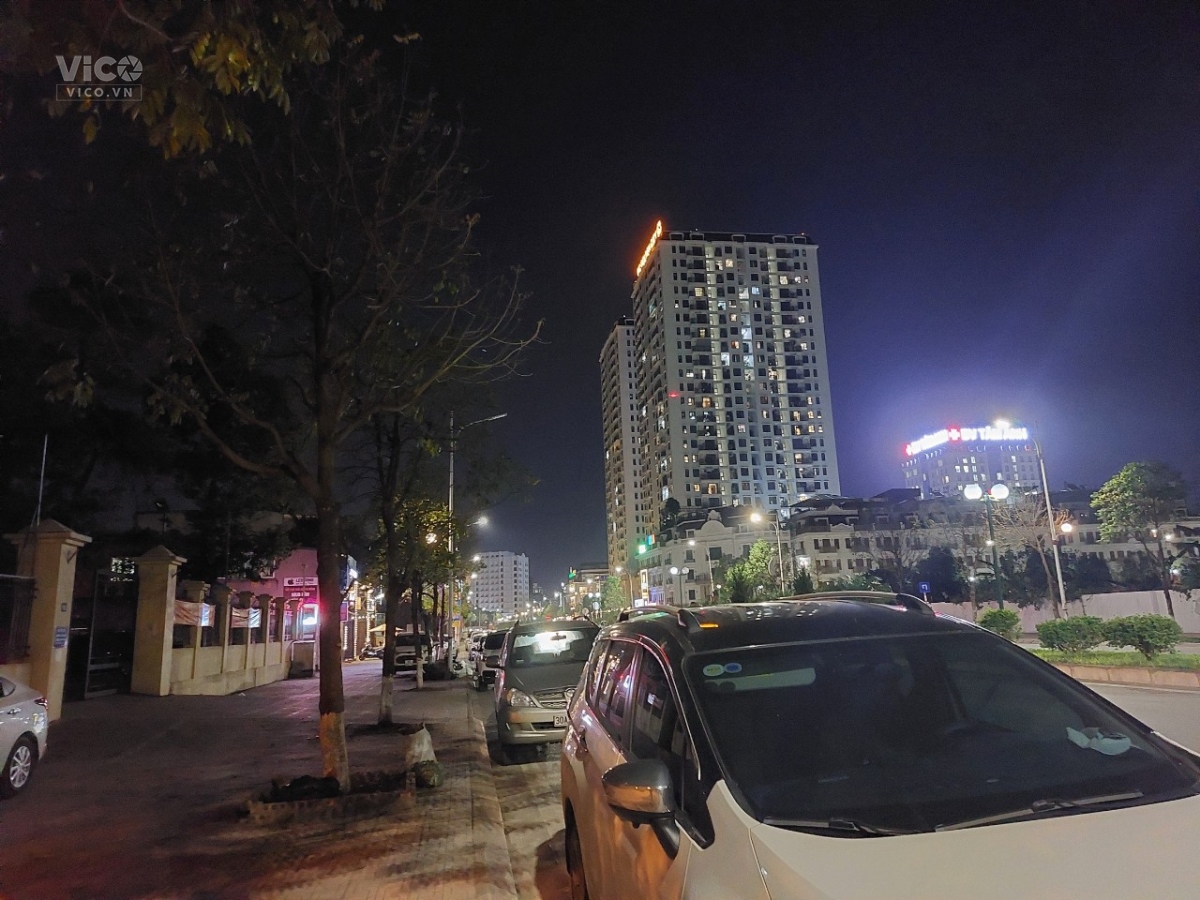 BÁN NHÀ HỒNG TIẾN, BỒ ĐỀ, LONG BIÊN, 4.5 TẦNG LÔ GÓC LUNG LINH , GARA Ô TÔ, AN SINH SIÊU VÍP