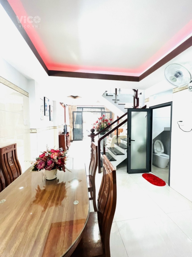 Gấp bán nhà Tô Hiến Thành DT 47m2 giá chỉ nhỉnh 7 tỷ