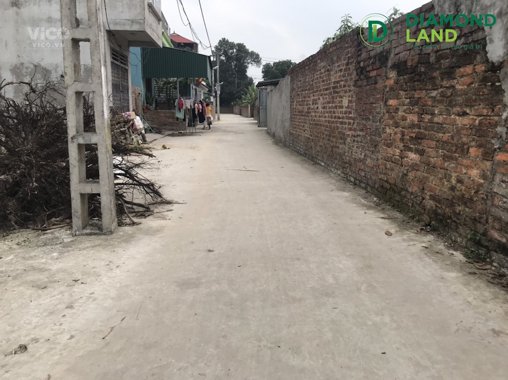 CC bán 50,6m Bắc Thượng Quang Tiến . giá 900tr. đường trước đất 5m , ngõ thông