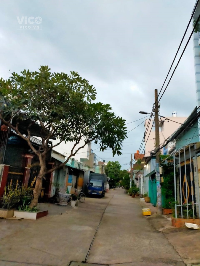 Bán nhà 2 tầng đường bình trị đông, hẻm xe tải, 90m2 chỉ 7.8 tỷ, gần lê văn quời