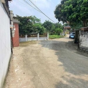 CHÍNH CHỦ CẦN BÁN LÔ ĐẤT TẠI QUỐC OAI HÀ NỘI