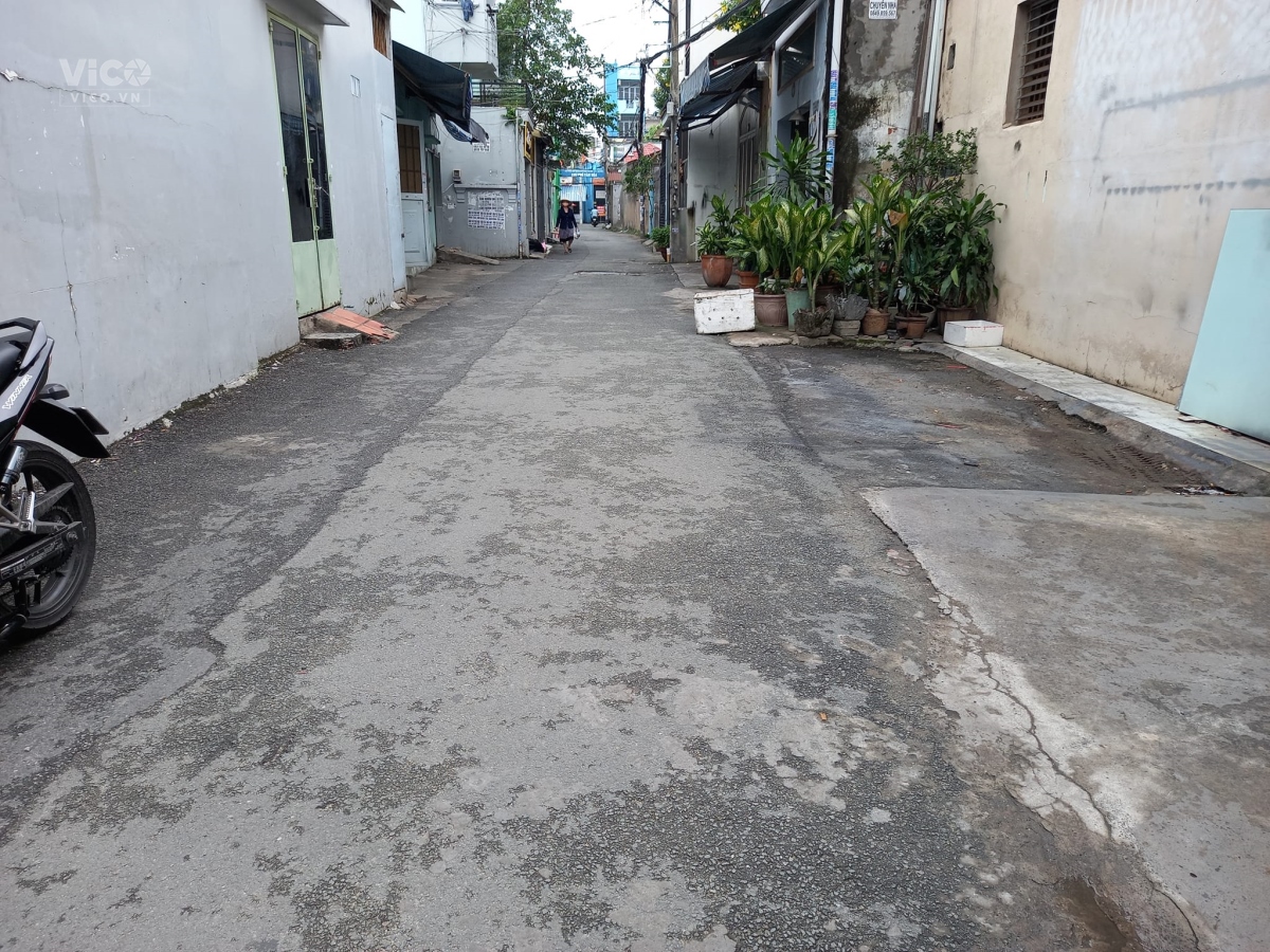 NHÀ HẺM 5M, NGUYỄN SỸ SÁCH, TÂN BÌNH, 5.7x15M, NHỈNH 5 TỶ.