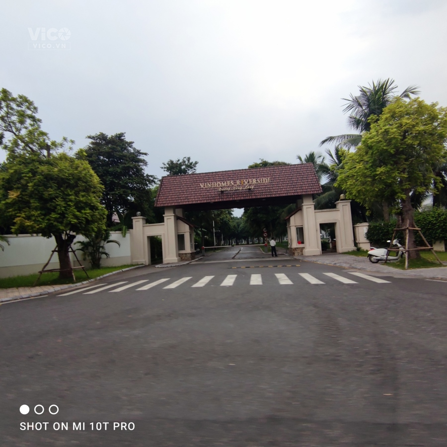 Bán gấp Biệt thự Vinhomes Nguyệt Quế 180m2, mt 9m 48.5 tỷ Long Biên kinh doanh vô đối