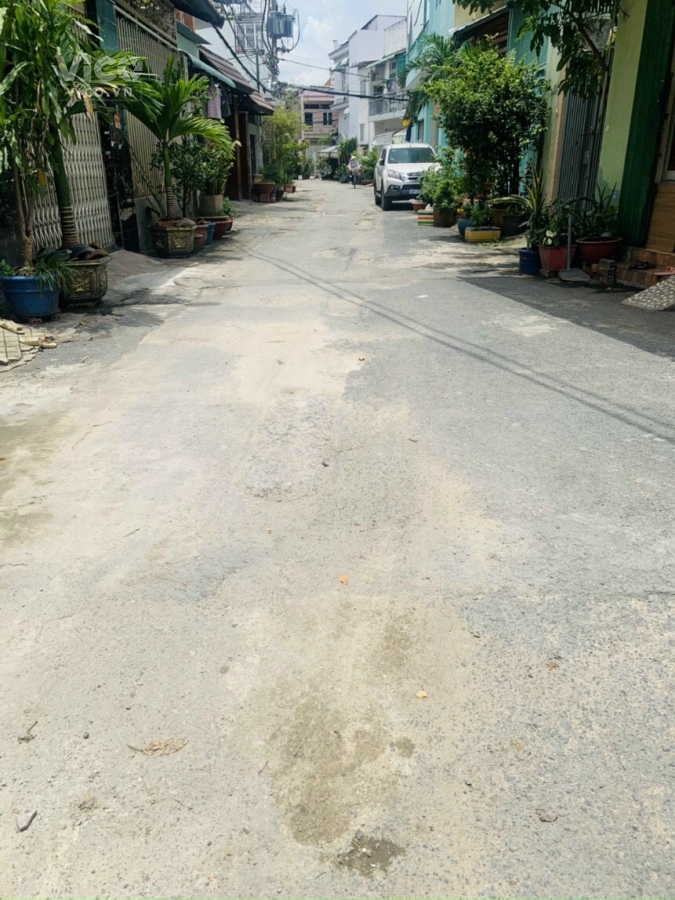 Bán nhà Huỳnh Văn Nghệ p15 Tân Bình, tặng kèm 2 phòng trọ, hẻm thông, xe tải chạy vi vu