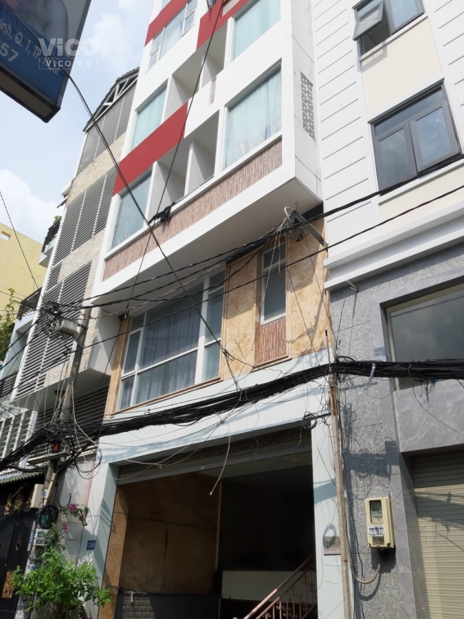 Tòa nhà 212B/D88A Nguyễn Trãi, Nguyễn Cư Trinh Quận 1, 6x18m, hầm, 7 lầu đẹp sang trọng