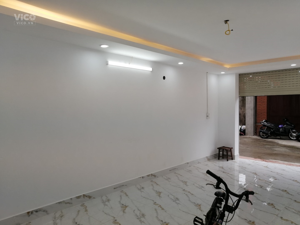 CHÍNH CHỦ CHO THUÊ VĂN PHÒNG TẠI KIM GIANG DT 70M2, MT 6M Ô TÔ TRÁNH NHAU.